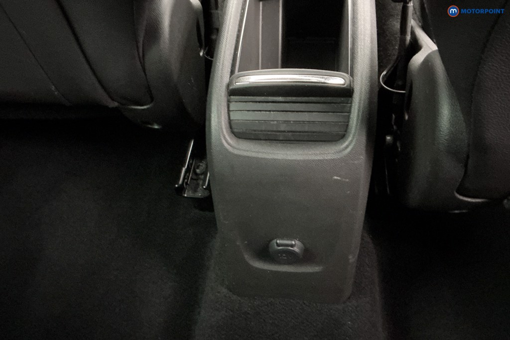 Vauxhall Crossland Ultimate Manual Petrol SUV - Stock Number (1637329) - 14th supplementary image