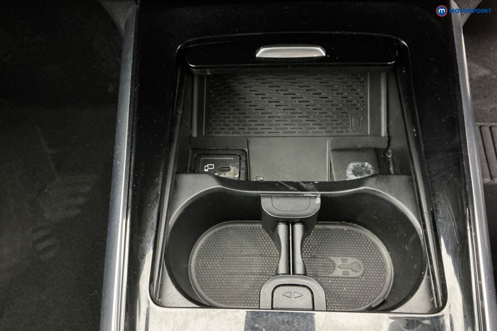 Mercedes-Benz B Class Amg Line Automatic Petrol Hatchback - Stock Number (1637403) - 18th supplementary image