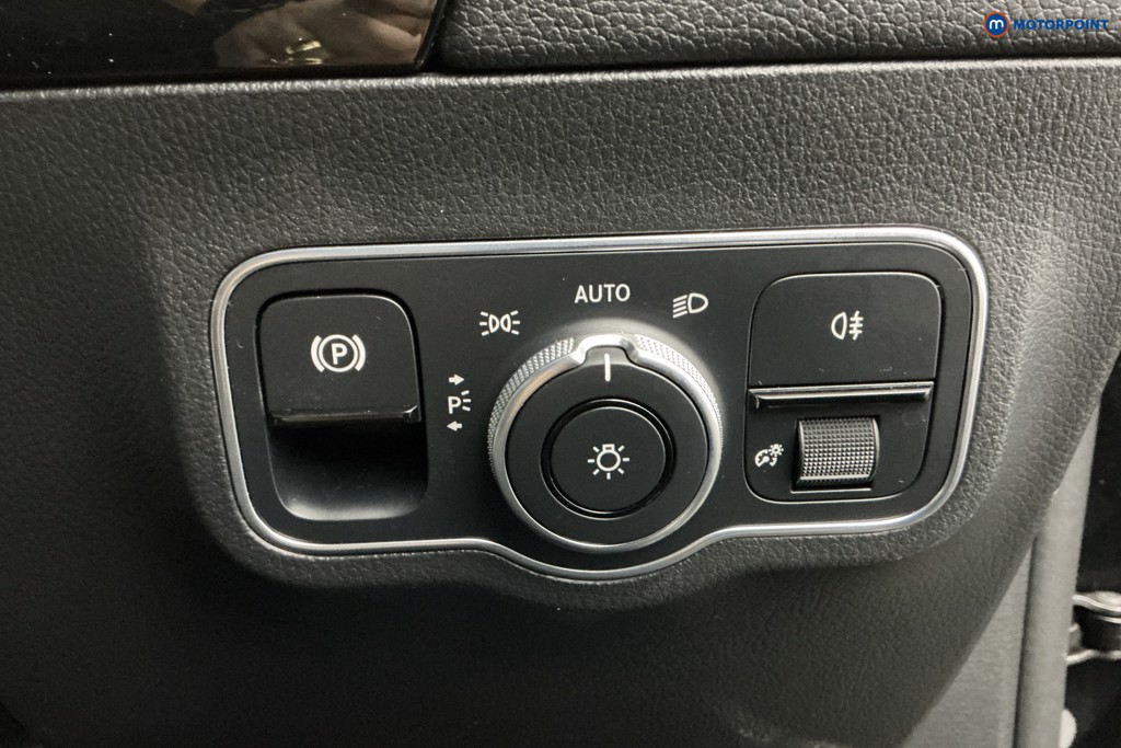 Mercedes-Benz B Class Amg Line Automatic Petrol Hatchback - Stock Number (1637403) - 26th supplementary image