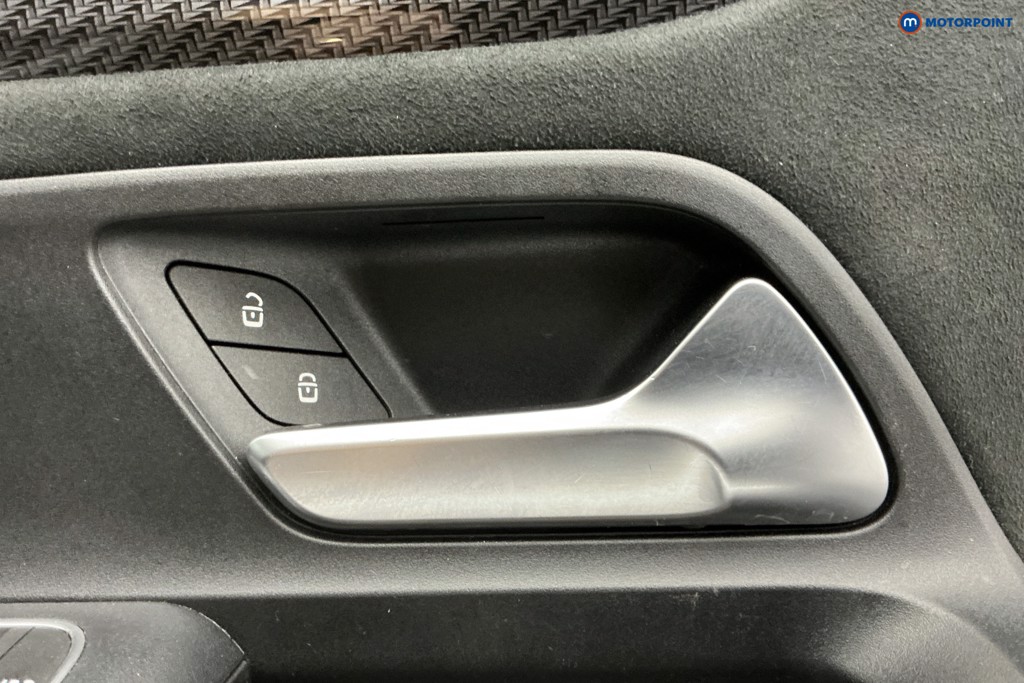 Mercedes-Benz B Class Amg Line Automatic Petrol Hatchback - Stock Number (1637403) - 31st supplementary image