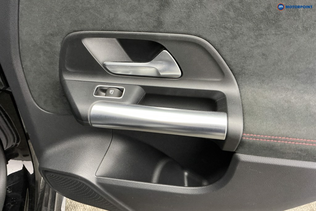 Mercedes-Benz B Class Amg Line Automatic Petrol Hatchback - Stock Number (1637403) - 35th supplementary image