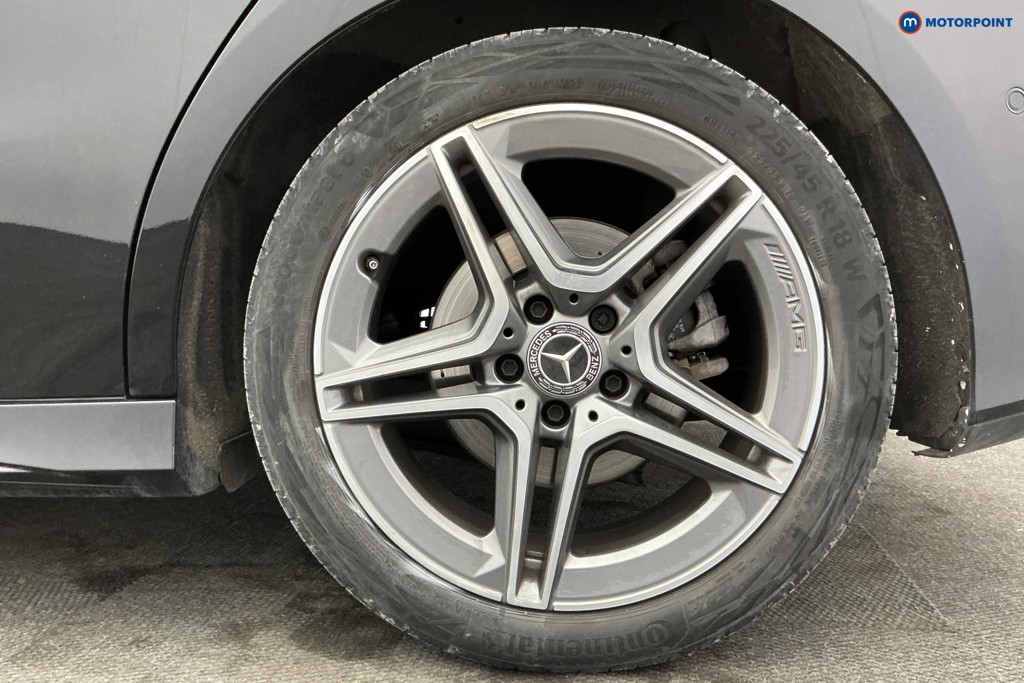 Mercedes-Benz B Class Amg Line Automatic Petrol Hatchback - Stock Number (1637403) - 40th supplementary image