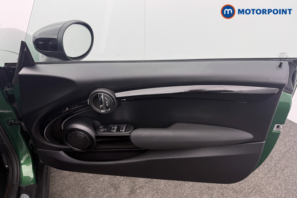 Mini Convertible Cooper S Exclusive Automatic Petrol Convertible - Stock Number (1637502) - 6th supplementary image