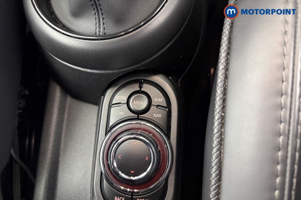 Mini Convertible Cooper S Exclusive Automatic Petrol Convertible - Stock Number (1637502) - 15th supplementary image