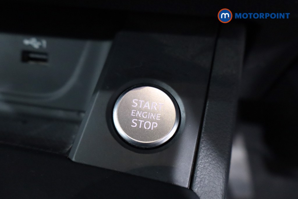 Audi A4 Technik Automatic Petrol Estate - Stock Number (1637913) - 20th supplementary image