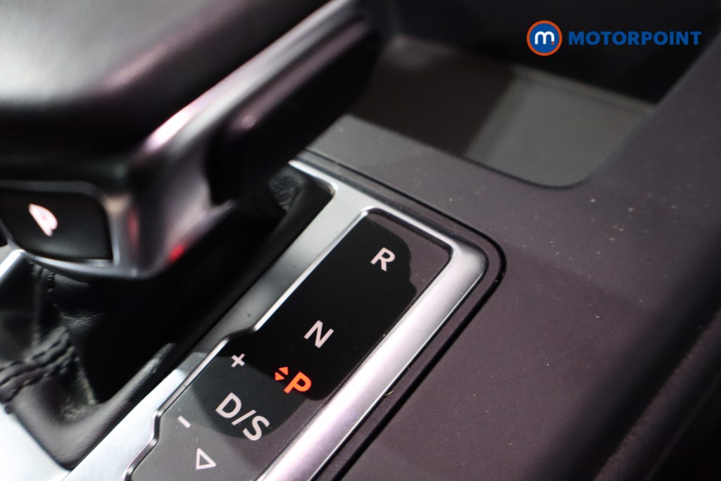 Audi A4 Technik Automatic Petrol Estate - Stock Number (1637913) - 21st supplementary image
