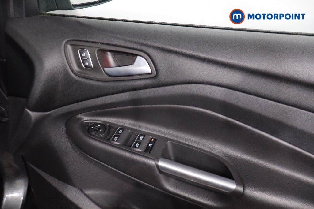 Ford Kuga Titanium Manual Petrol SUV - Stock Number (1637949) - 25th supplementary image