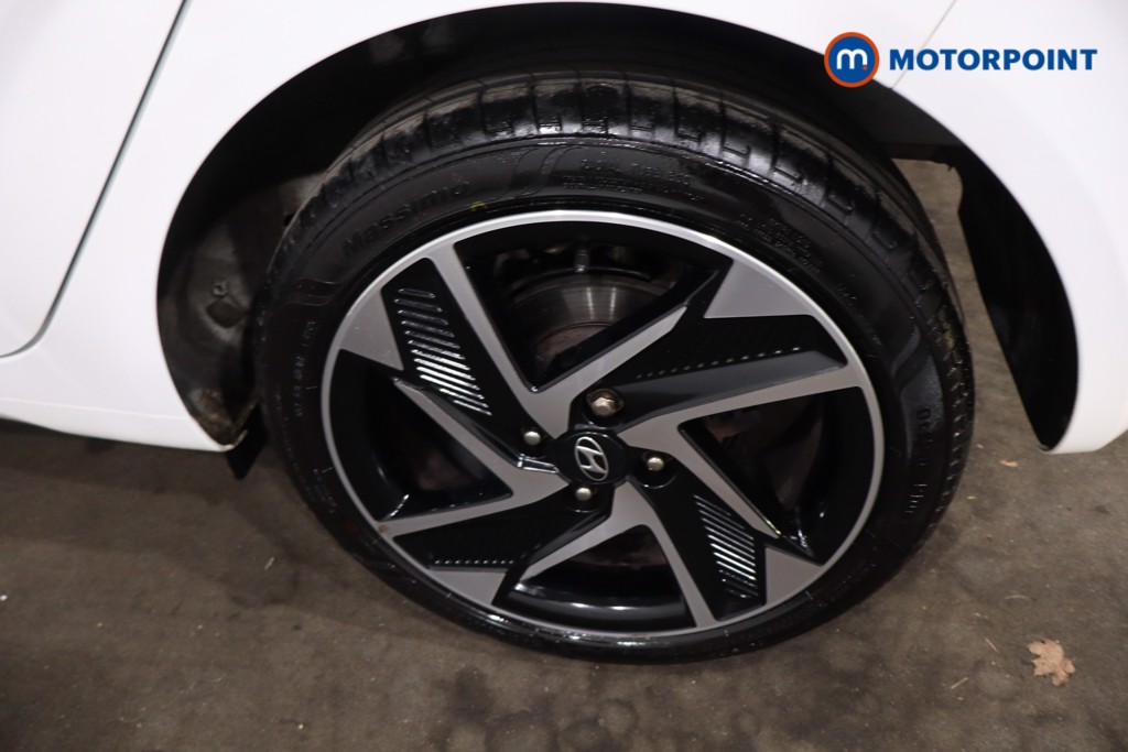 Hyundai I10 Premium Manual Petrol Hatchback - Stock Number (1638156) - 12th supplementary image