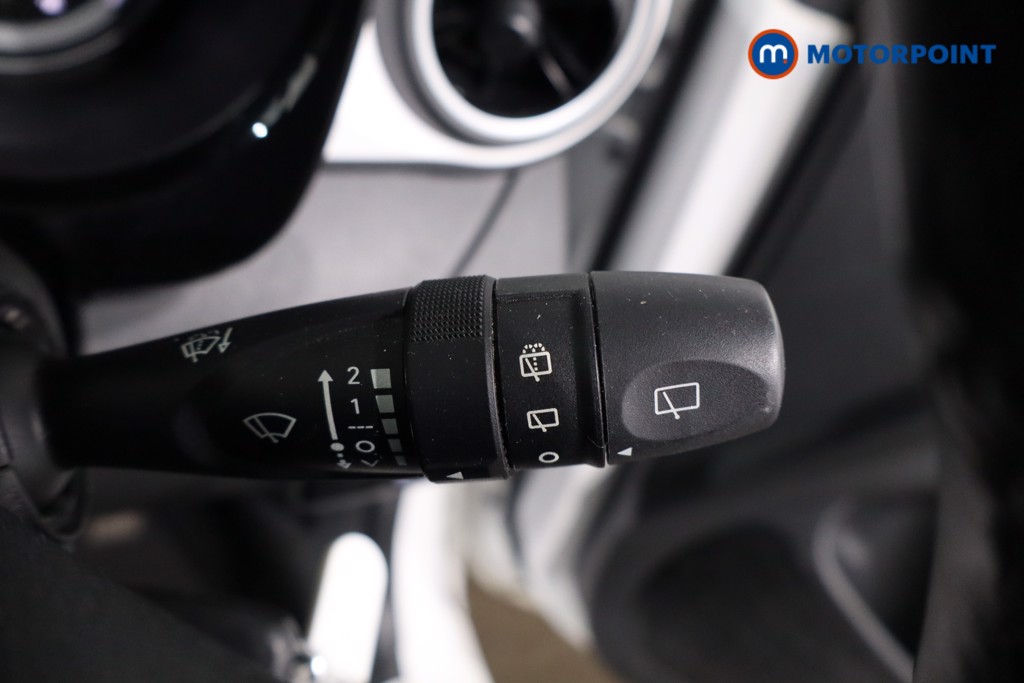 Hyundai I10 Premium Manual Petrol Hatchback - Stock Number (1638156) - 15th supplementary image