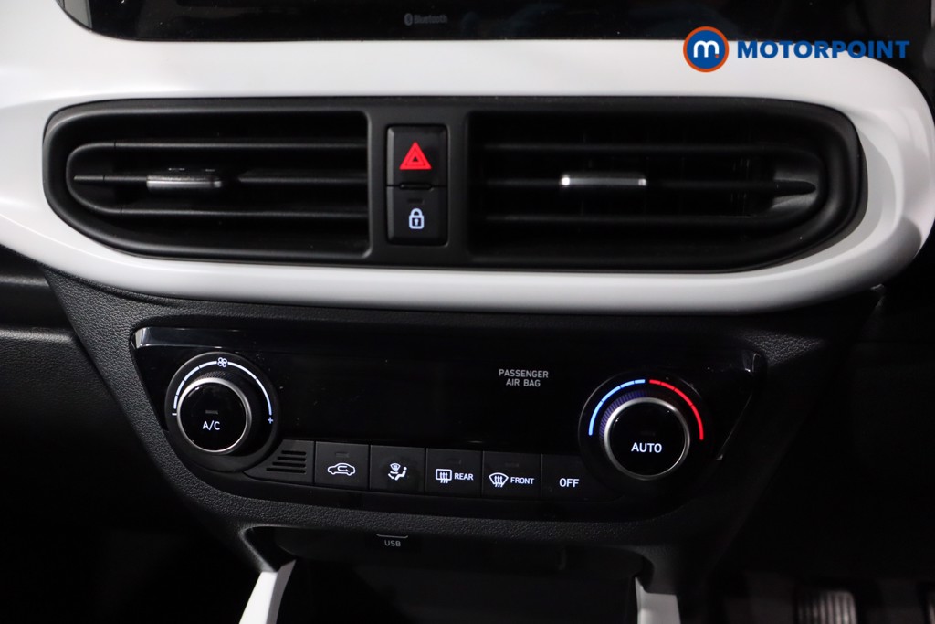 Hyundai I10 Premium Manual Petrol Hatchback - Stock Number (1638156) - 18th supplementary image