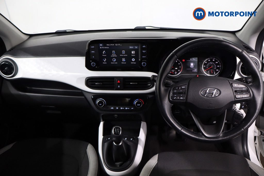 Hyundai I10 Premium Manual Petrol Hatchback - Stock Number (1638156) - 1st supplementary image