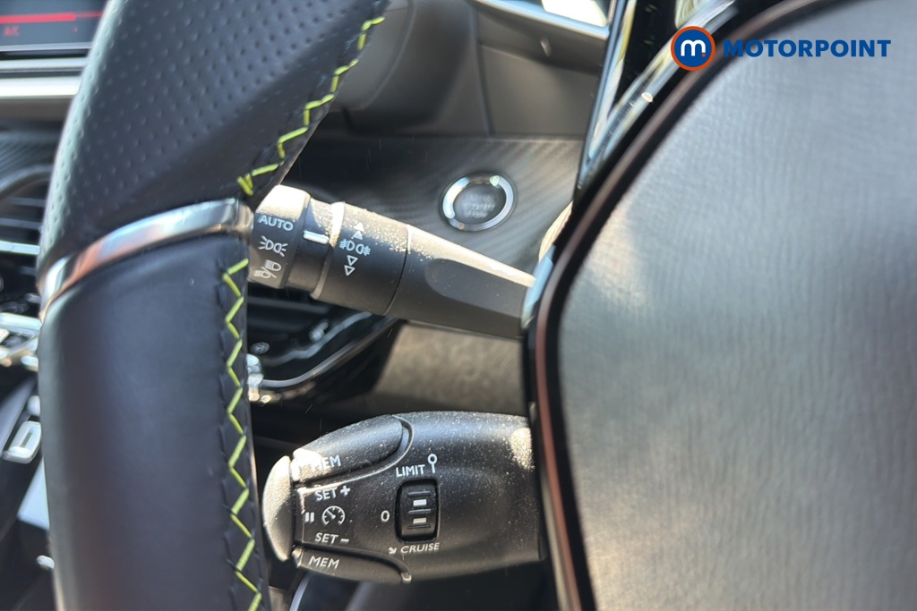 Peugeot 2008 GT Manual Petrol SUV - Stock Number (1638163) - 5th supplementary image