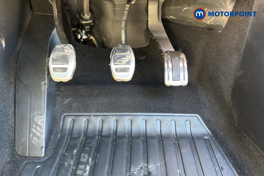 Peugeot 2008 GT Manual Petrol SUV - Stock Number (1638163) - 24th supplementary image