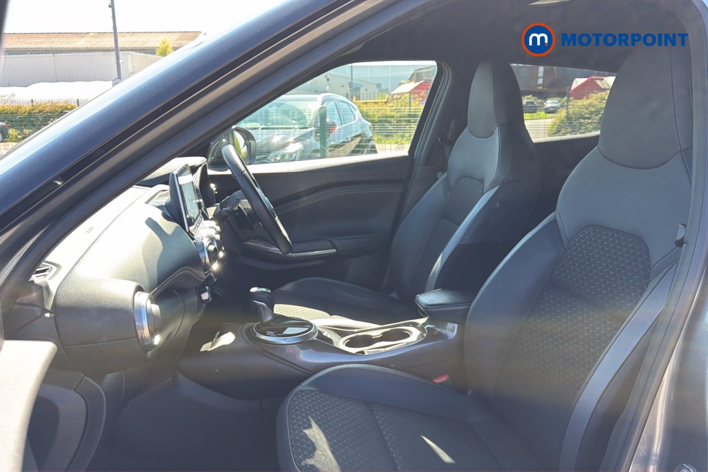 Nissan Juke N-Connecta Automatic Petrol SUV - Stock Number (1638179) - 22nd supplementary image