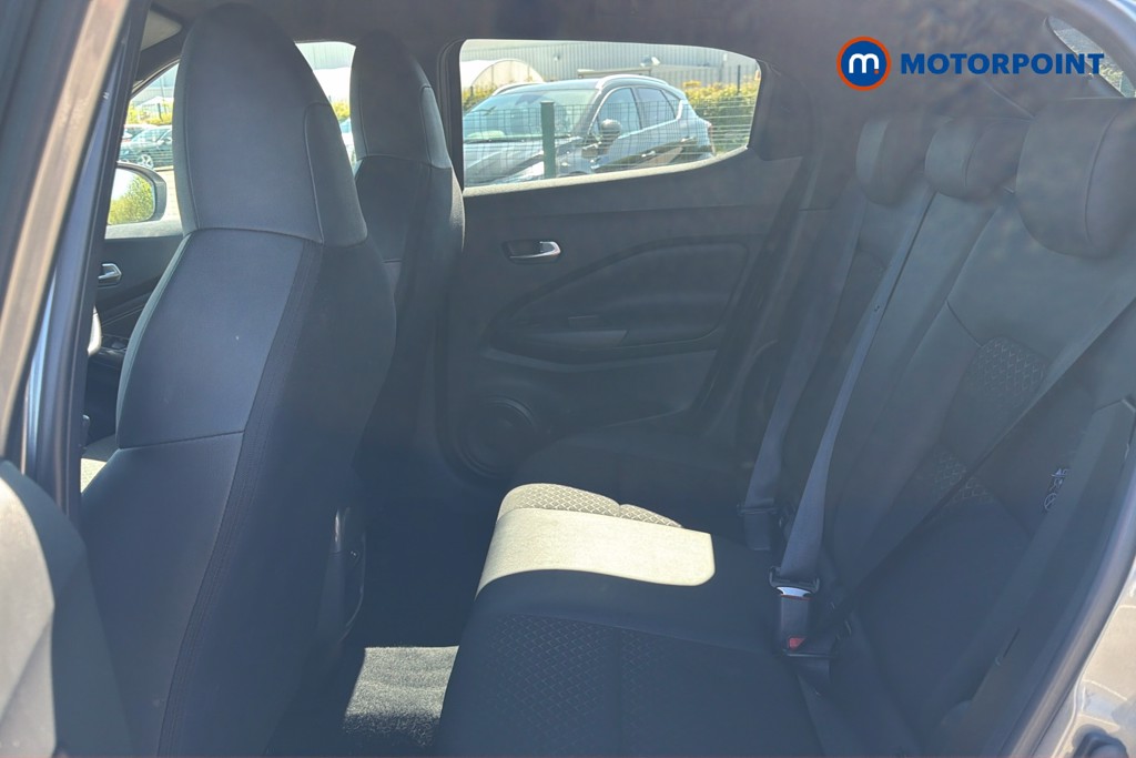 Nissan Juke N-Connecta Automatic Petrol SUV - Stock Number (1638179) - 28th supplementary image