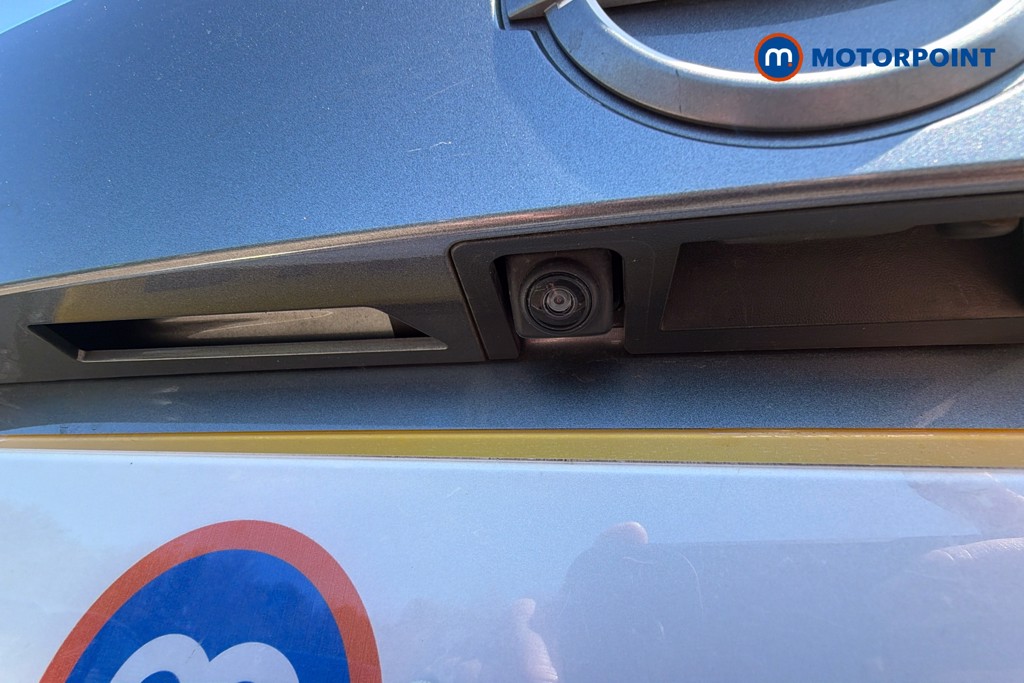 Nissan Juke N-Connecta Automatic Petrol SUV - Stock Number (1638179) - 36th supplementary image