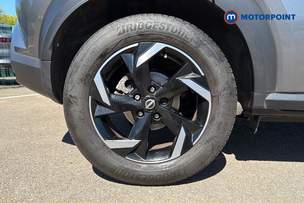 Nissan Juke N-Connecta Automatic Petrol SUV - Stock Number (1638179) - 49th supplementary image