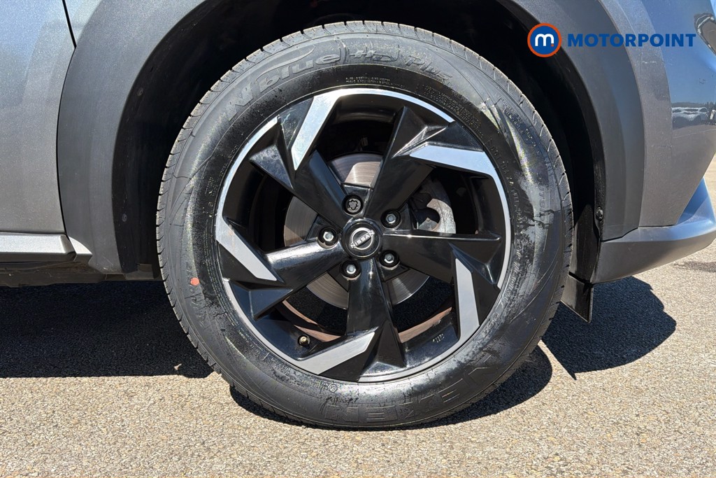 Nissan Juke N-Connecta Automatic Petrol SUV - Stock Number (1638179) - 50th supplementary image