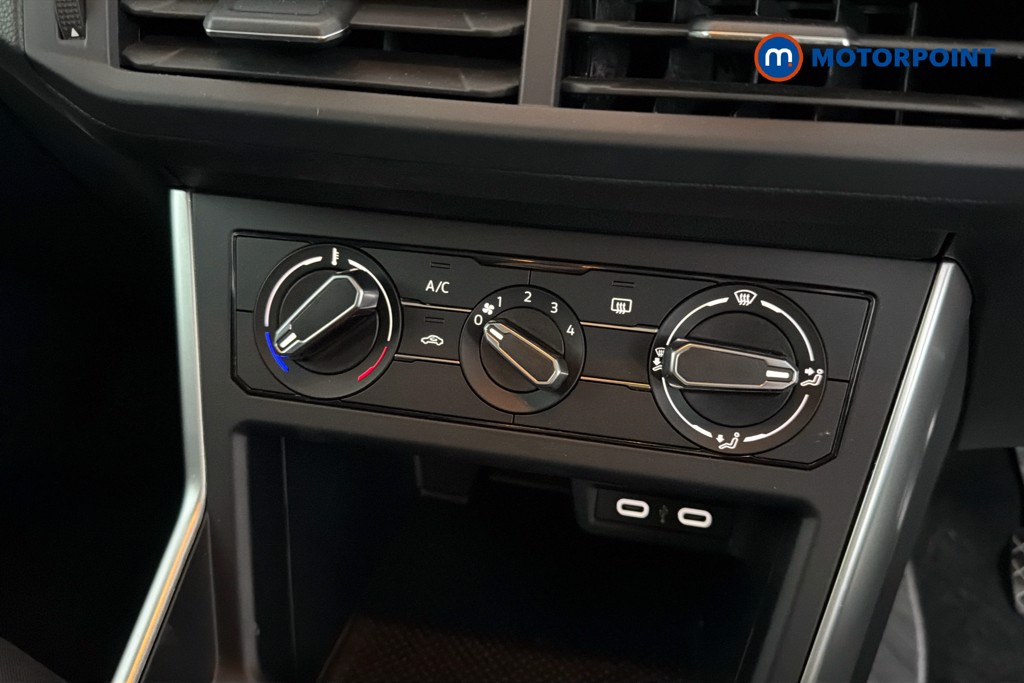 Volkswagen Polo Life Manual Petrol Hatchback - Stock Number (1638258) - 12th supplementary image