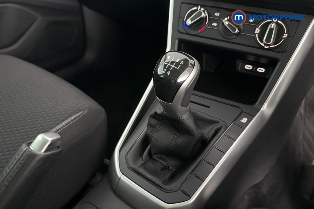 Volkswagen Polo Life Manual Petrol Hatchback - Stock Number (1638259) - 15th supplementary image