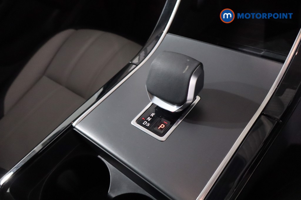 Land Rover Range Rover Evoque Dynamic Se Automatic Petrol Plug-In Hybrid SUV - Stock Number (1638538) - 18th supplementary image