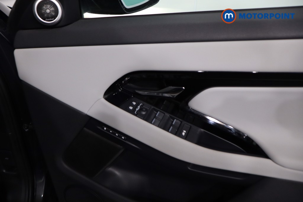 Land Rover Range Rover Evoque Dynamic Se Automatic Petrol Plug-In Hybrid SUV - Stock Number (1638538) - 27th supplementary image