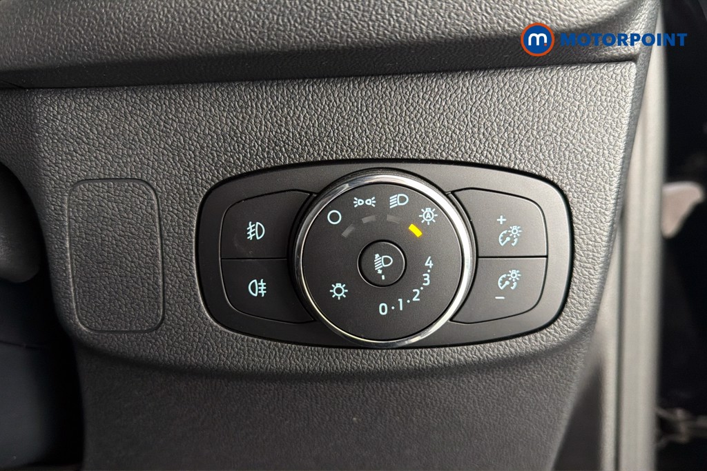 Ford Focus St-Line X Automatic Petrol Estate - Stock Number (1638971) - 18th supplementary image