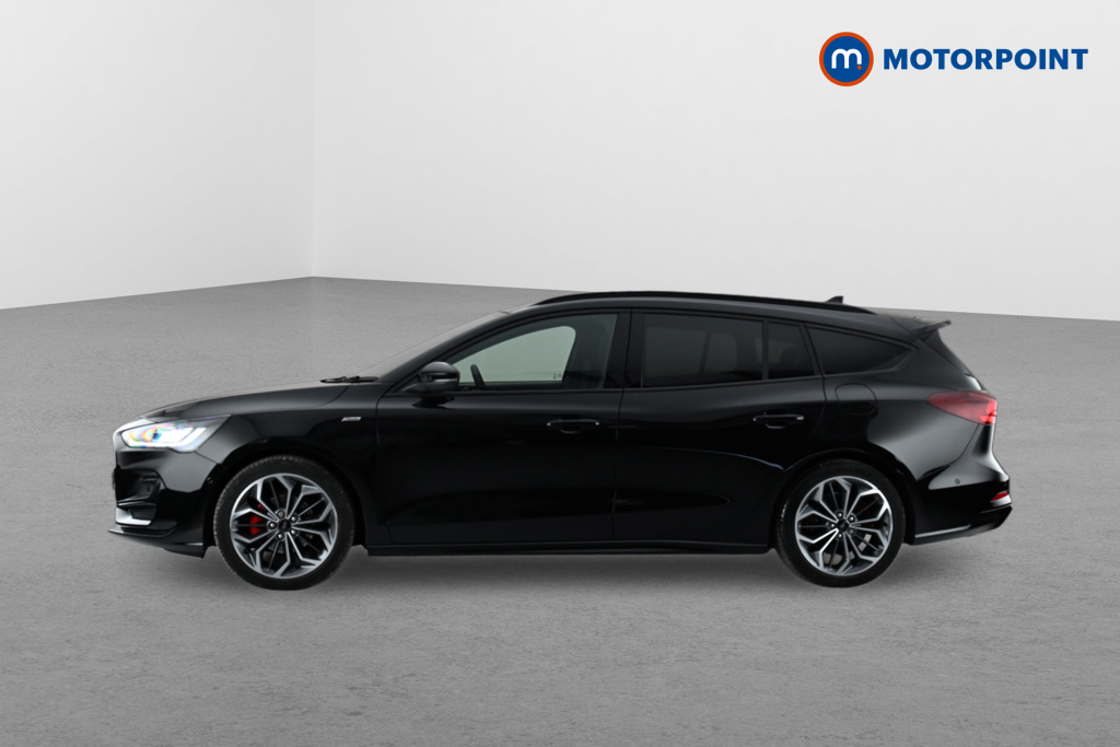 Ford Focus St-Line X Automatic Petrol Estate - Stock Number (1638971) - Passenger side front corner