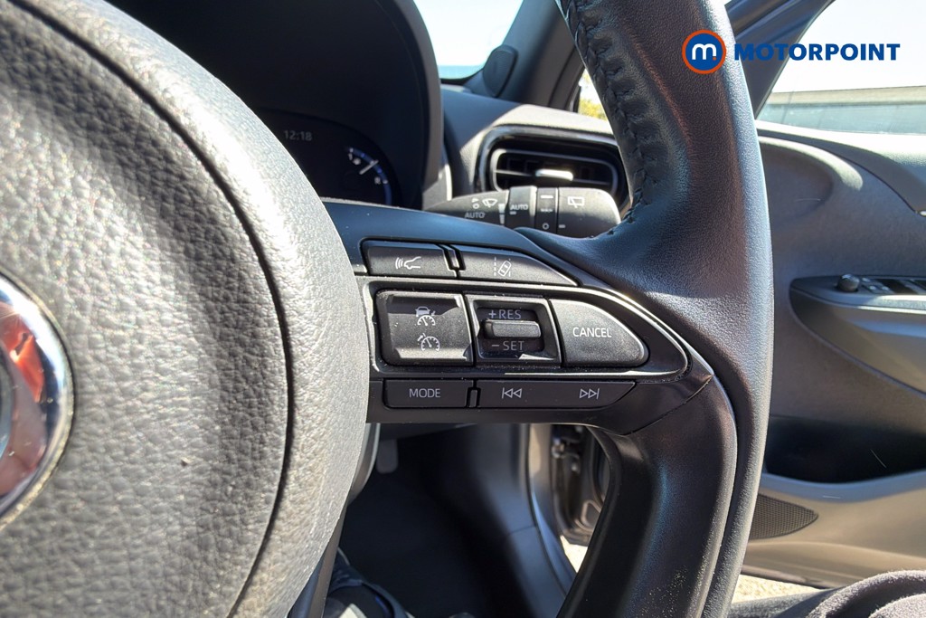 Toyota Yaris Cross Design Automatic Petrol-Electric Hybrid Estate - Stock Number (1639159) - 4th supplementary image