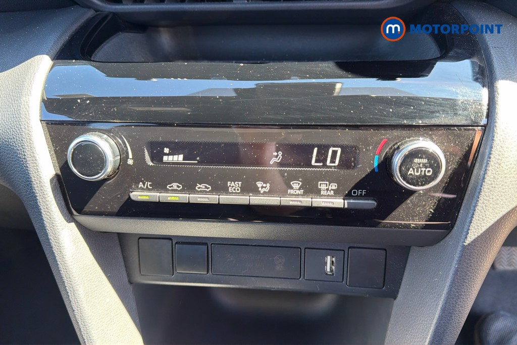 Toyota Yaris Cross Design Automatic Petrol-Electric Hybrid Estate - Stock Number (1639159) - 12th supplementary image