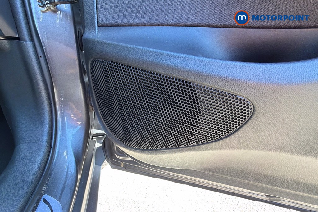 Toyota Yaris Cross Design Automatic Petrol-Electric Hybrid Estate - Stock Number (1639159) - 21st supplementary image