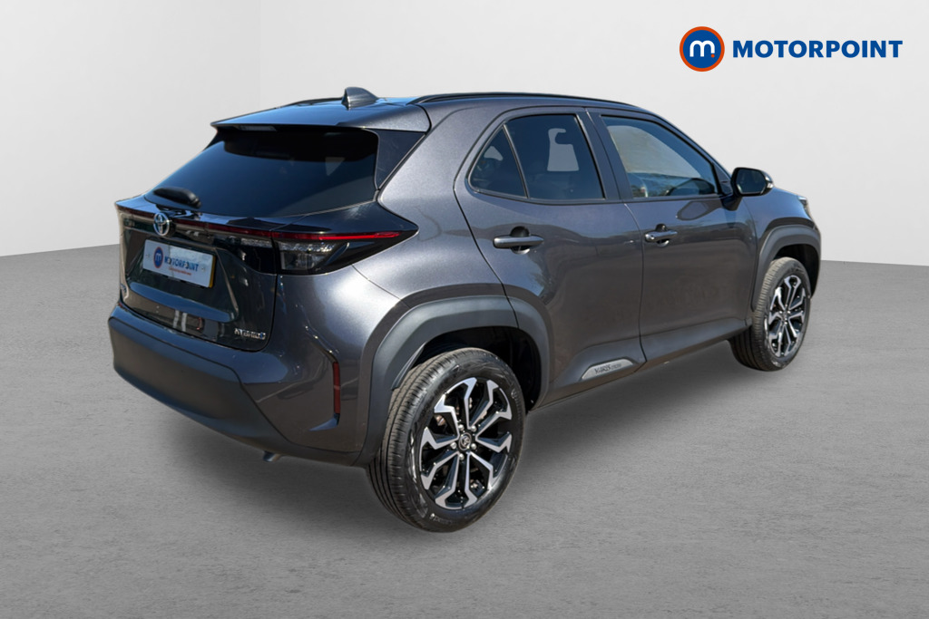 Toyota Yaris Cross Design Automatic Petrol-Electric Hybrid Estate - Stock Number (1639159) - Drivers side rear corner