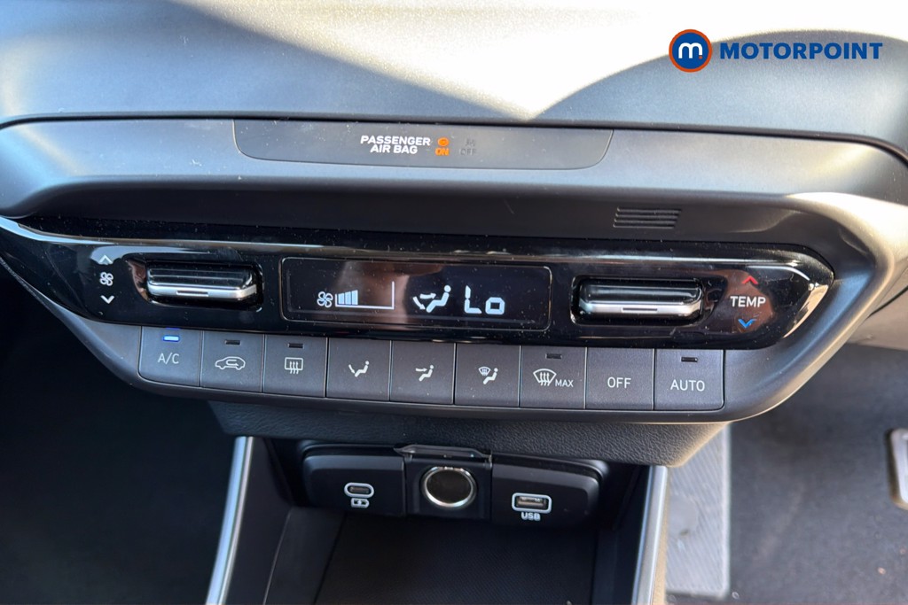 Hyundai I20 Premium Automatic Petrol Hatchback - Stock Number (1639526) - 12th supplementary image