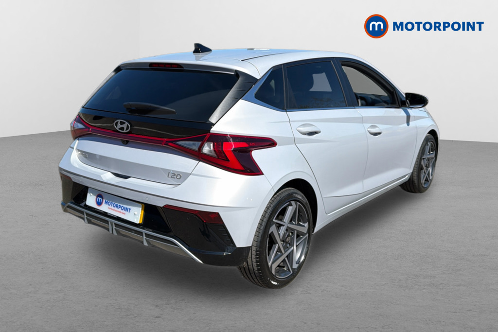 Hyundai I20 Premium Automatic Petrol Hatchback - Stock Number (1639526) - Drivers side rear corner