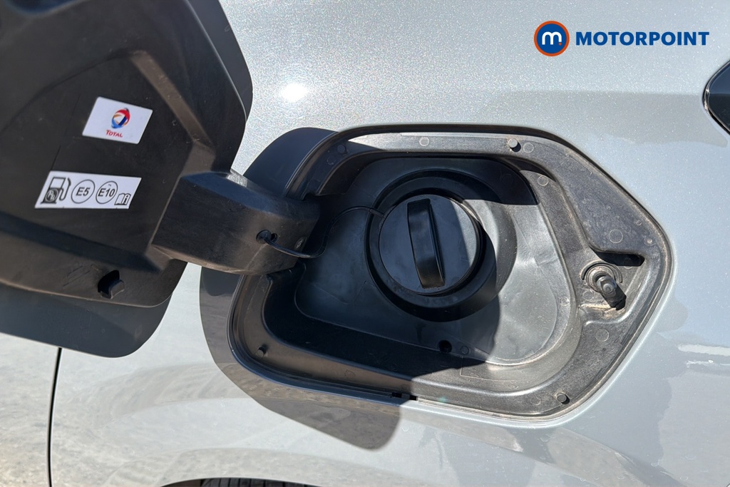 Peugeot 208 Allure Manual Petrol Hatchback - Stock Number (1640005) - 41st supplementary image