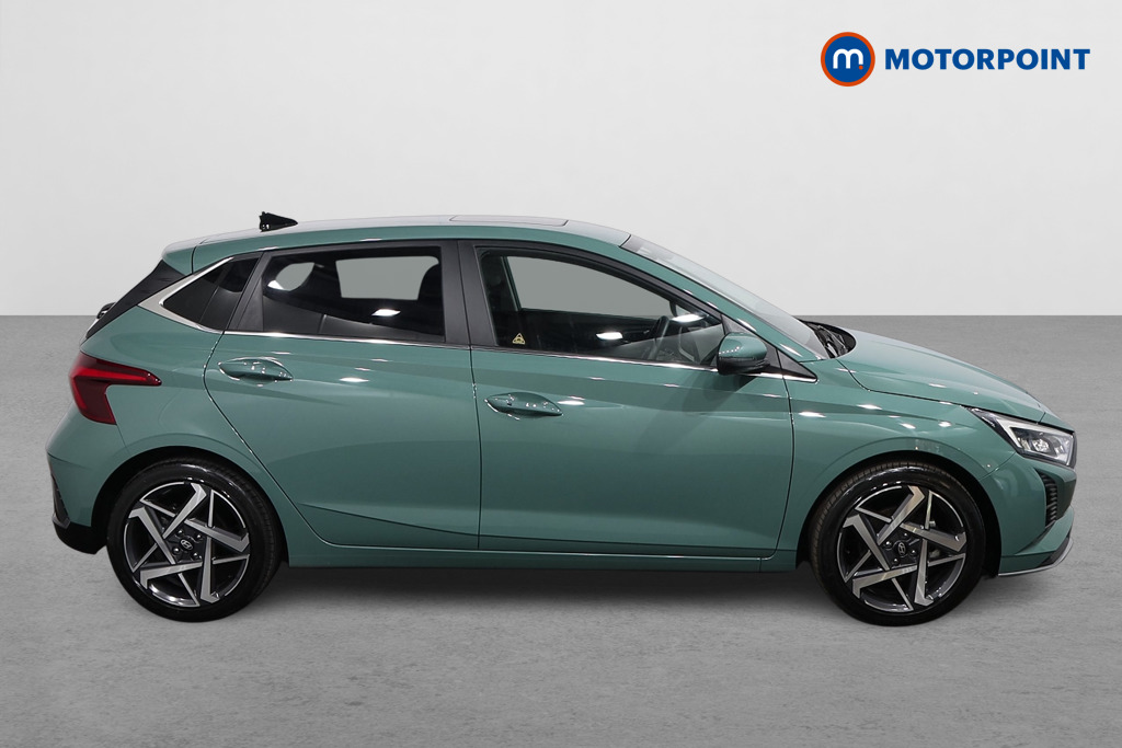 Hyundai I20 Ultimate Manual Petrol Hatchback - Stock Number (1640071) - Drivers side