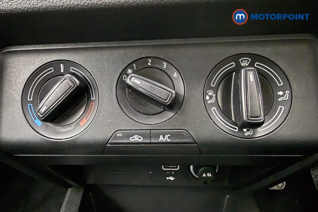 Skoda Fabia Colour Edition Manual Petrol Hatchback - Stock Number (1600248) - 15th supplementary image