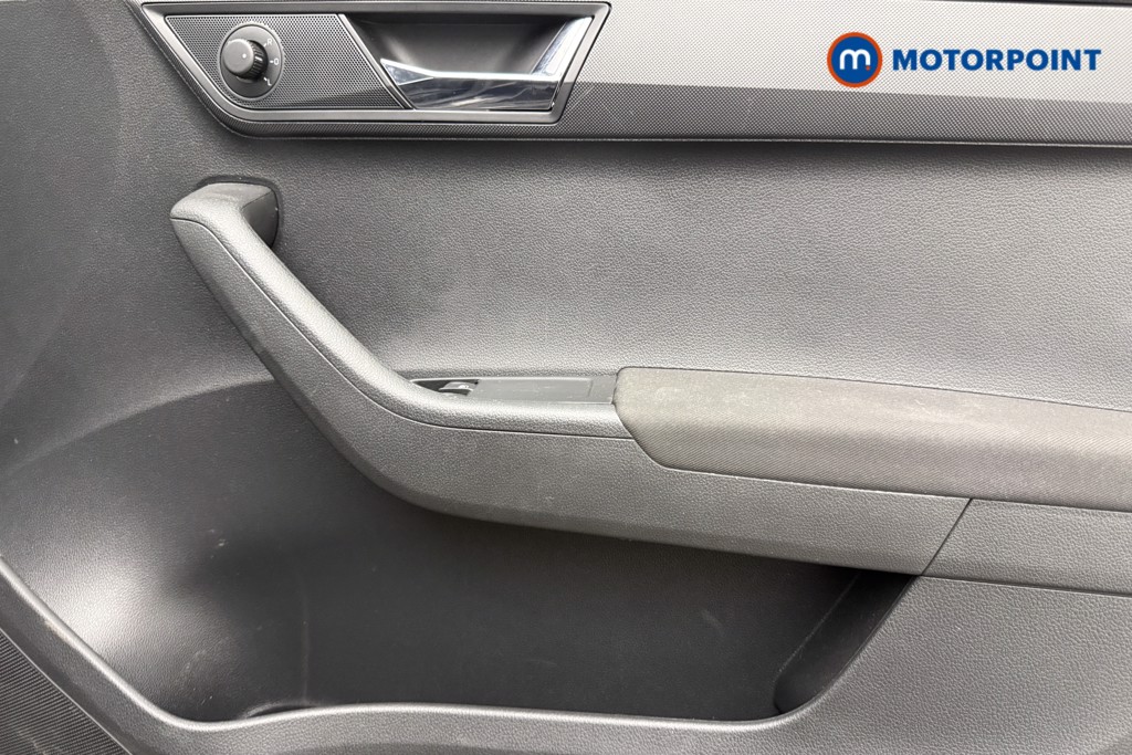 Skoda Fabia Colour Edition Manual Petrol Hatchback - Stock Number (1600248) - 17th supplementary image