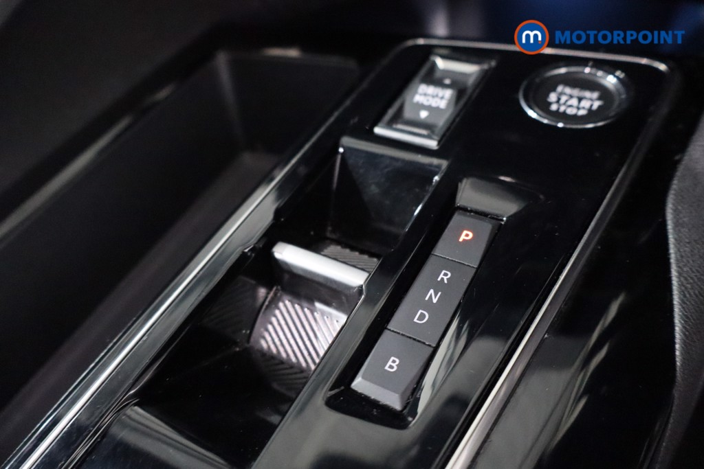 Peugeot 3008 Allure Automatic Petrol Plug-In Hybrid SUV - Stock Number (1610618) - 19th supplementary image