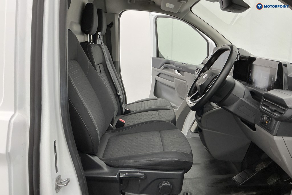 Ford Transit Custom Limited Manual Diesel Panel Van - Stock Number (1614059) - 14th supplementary image
