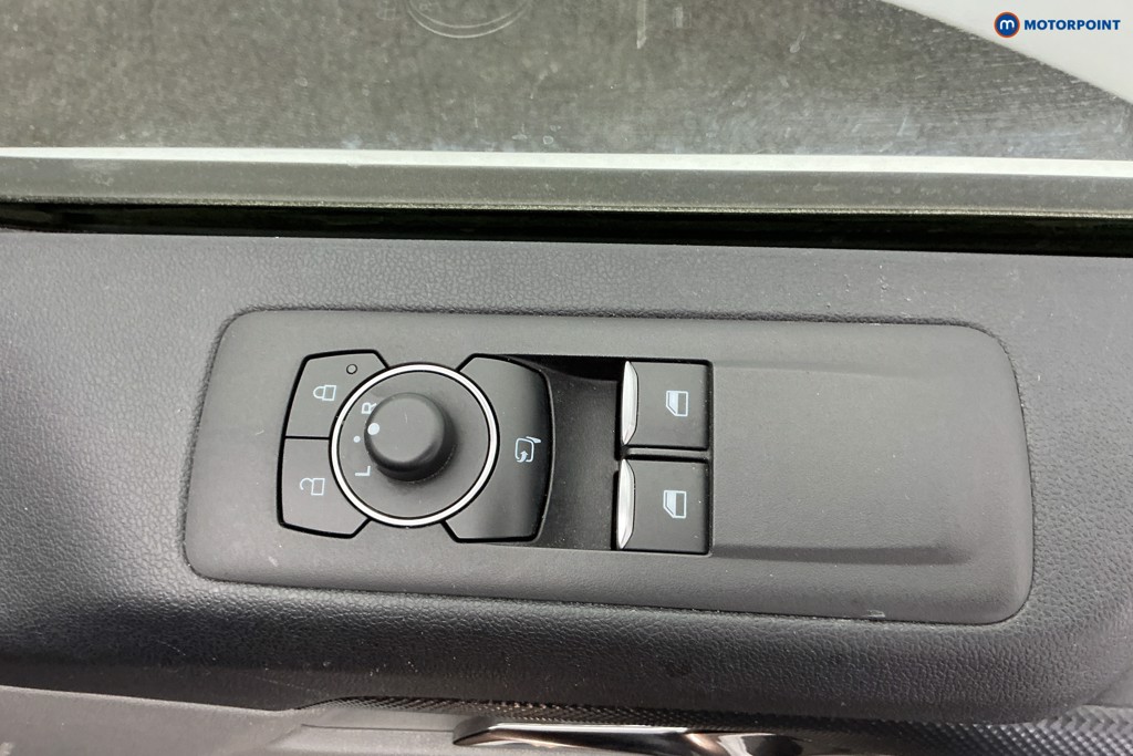 Ford Transit Custom Limited Manual Diesel Panel Van - Stock Number (1614059) - 33rd supplementary image