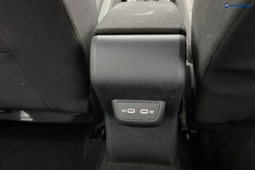 Volkswagen Taigo Life Automatic Petrol SUV - Stock Number (1618146) - 13th supplementary image