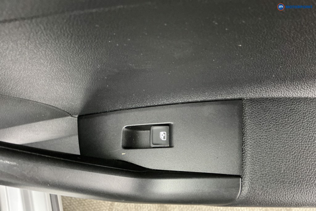 Volkswagen Taigo Life Automatic Petrol SUV - Stock Number (1618146) - 28th supplementary image