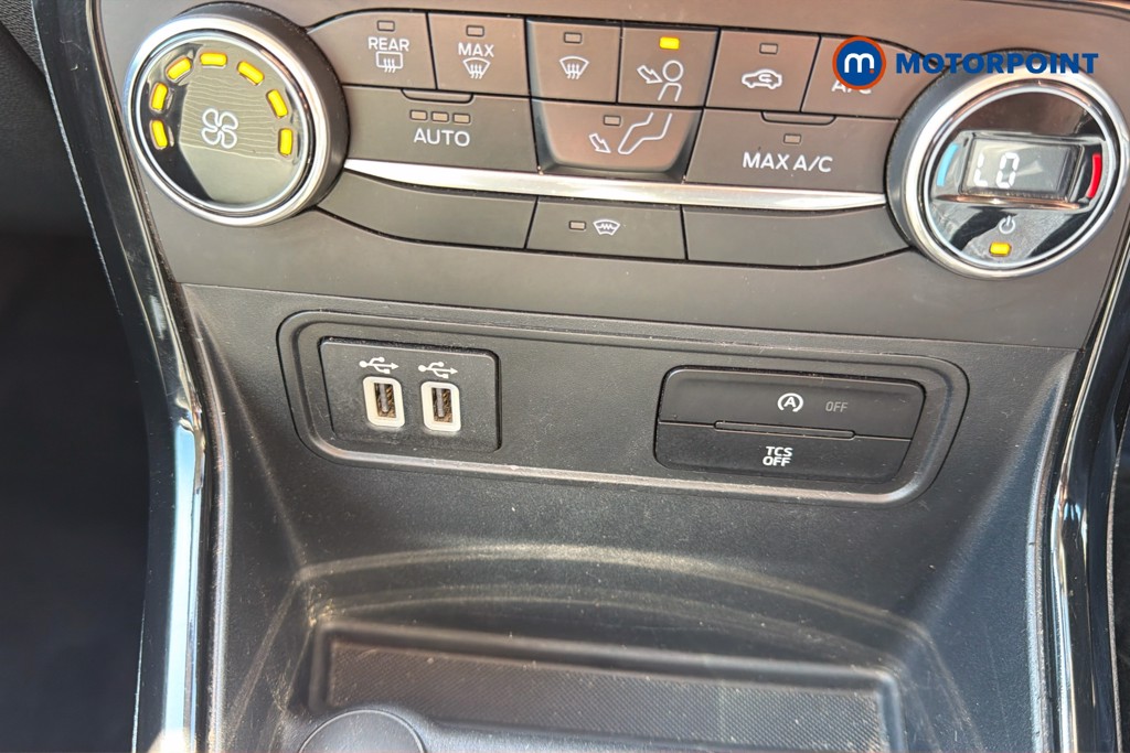 Ford Ecosport Titanium Manual Petrol SUV - Stock Number (1619557) - 17th supplementary image