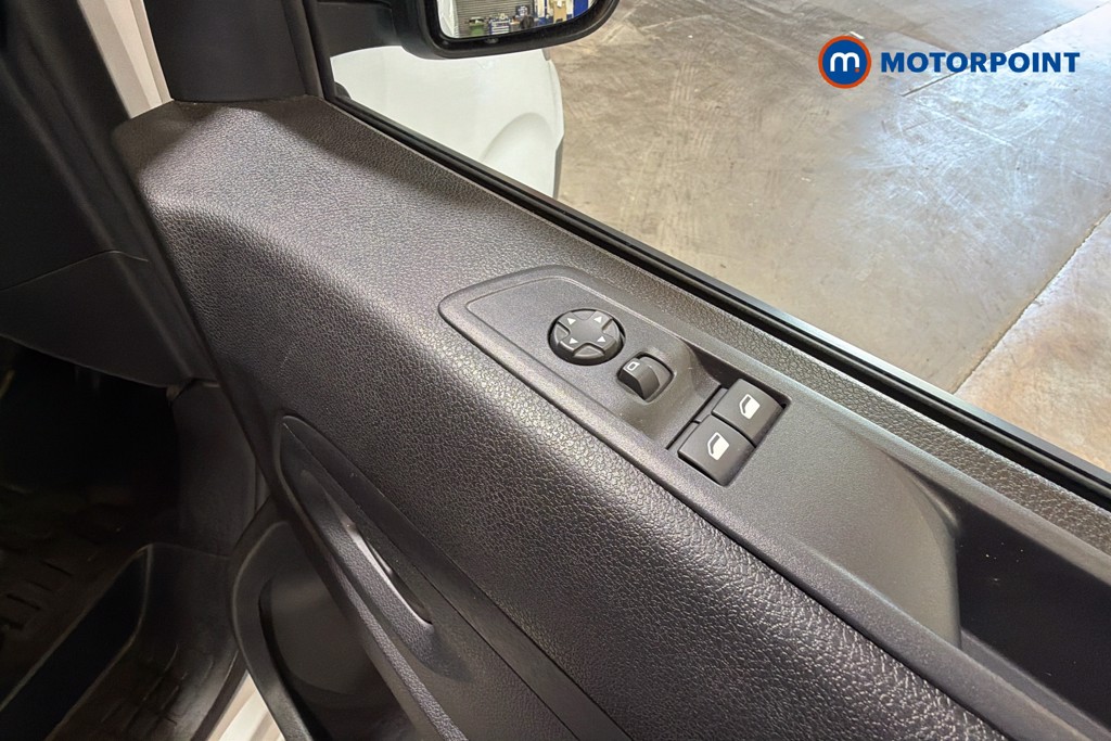 Peugeot Expert Professional Manual Diesel Panel Van - Stock Number (1620012) - 20th supplementary image