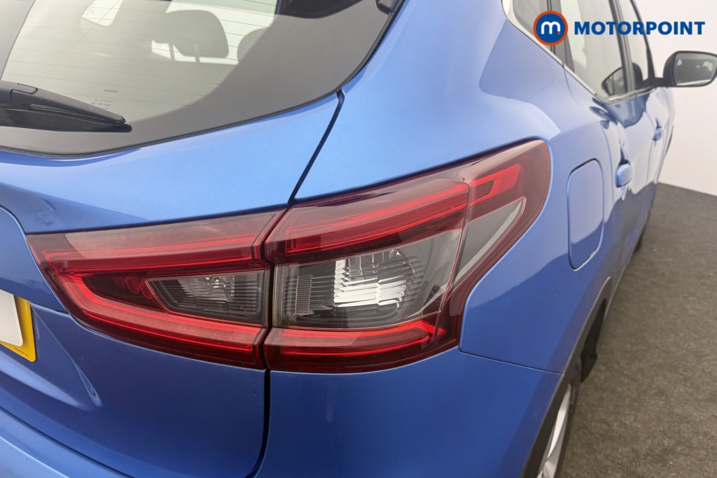 Nissan Qashqai Acenta Premium Manual Petrol SUV - Stock Number (1622265) - 3rd supplementary image