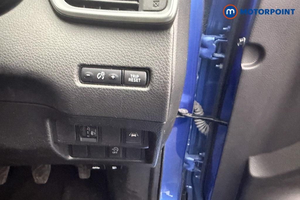 Nissan Qashqai Acenta Premium Manual Petrol SUV - Stock Number (1622265) - 14th supplementary image