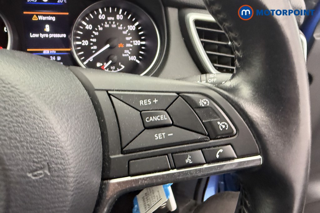 Nissan Qashqai Acenta Premium Manual Petrol SUV - Stock Number (1622265) - 15th supplementary image