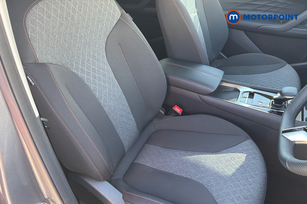 Mg Motor Uk HS SE Automatic Petrol-Electric Hybrid SUV - Stock Number (1623044) - 22nd supplementary image