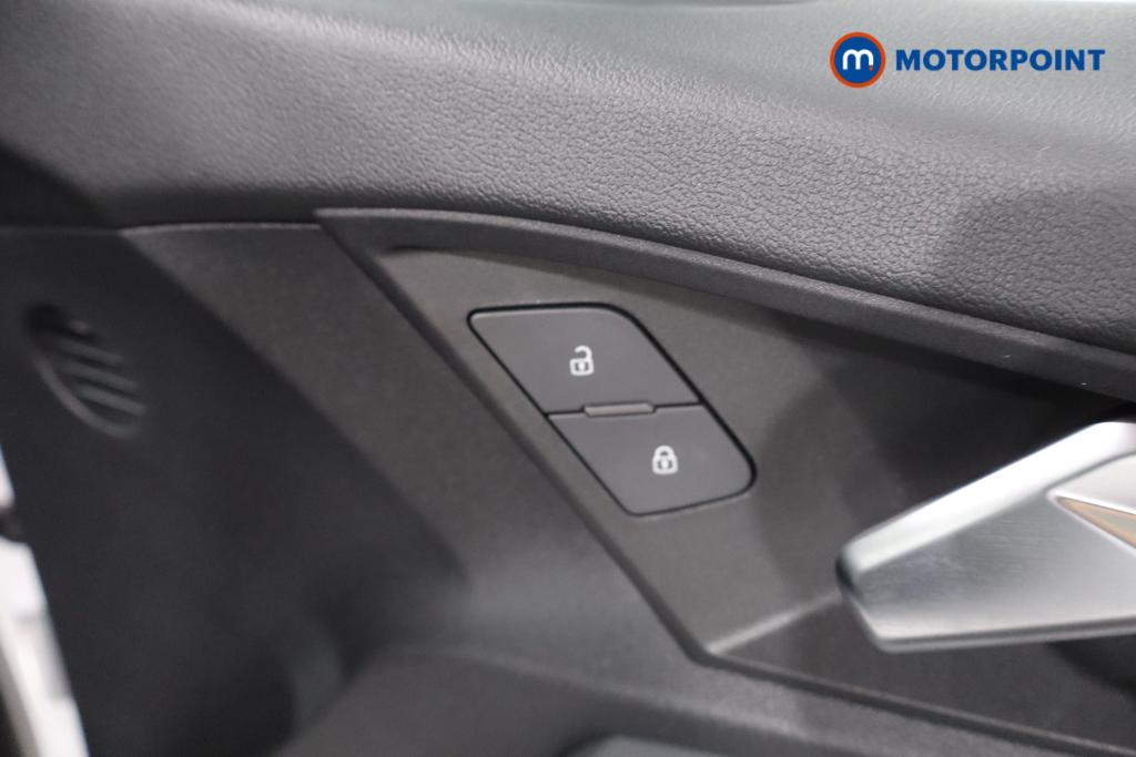 Audi A3 S Line Manual Petrol Hatchback - Stock Number (1623638) - 11th supplementary image